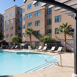 Courtyard Phoenix North / Happy Valley